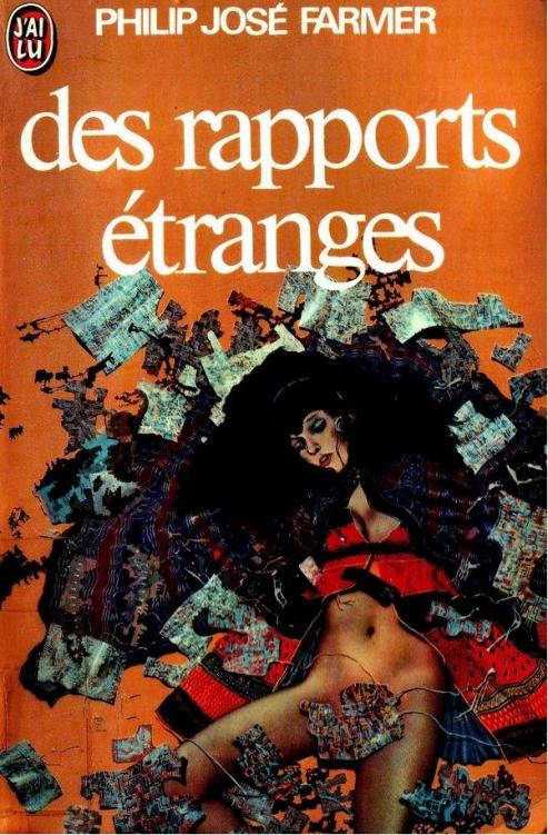 Des Rapports étranges