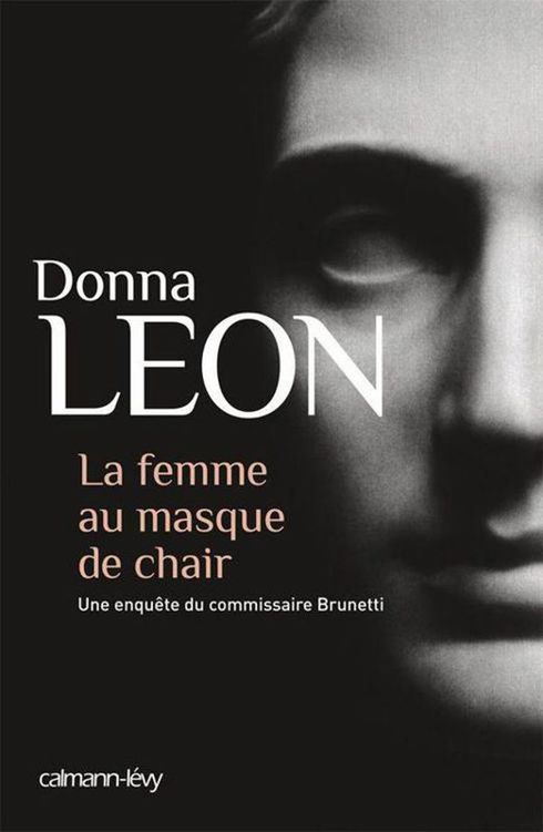 La Femme Au Masque De Chair