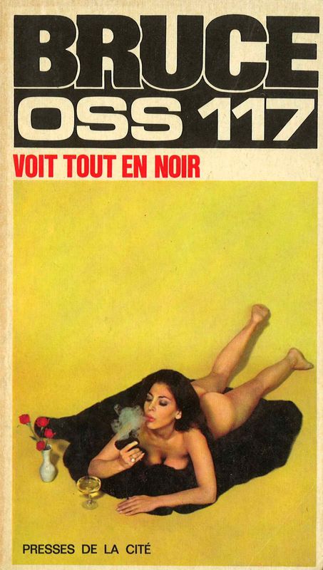 OSS 117 voit tout en noir