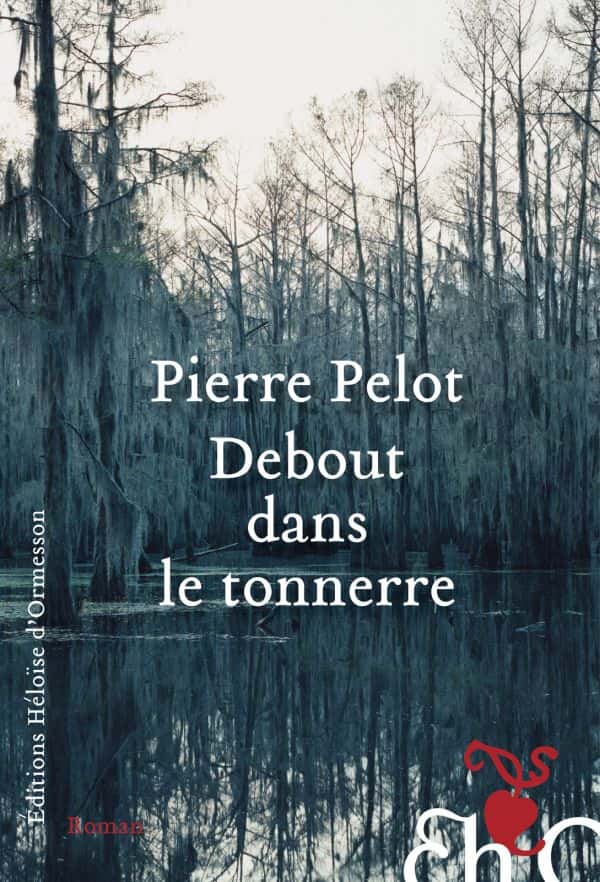 Debout dans le tonnerre